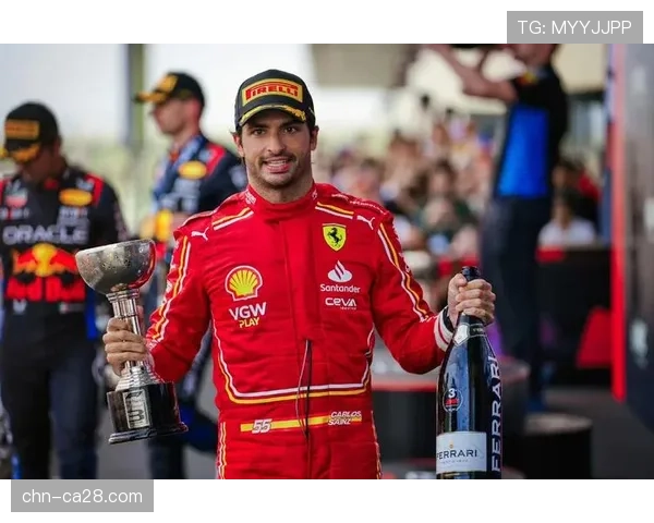 从退赛到团队协作,法拉利维修区3秒换胎助赛恩斯抢回关键积分